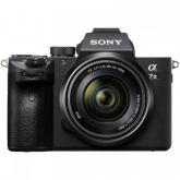 Aparat foto Mirrorless Sony Alpha 7 III, 24.2 MP, Black + Obiectiv FE 28-70 mm f/3.5-5.6 OSS